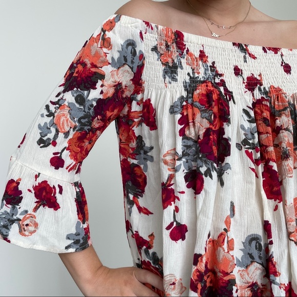 Floral Off the Shoulder 3/4 Length Top - Picture 1 of 3